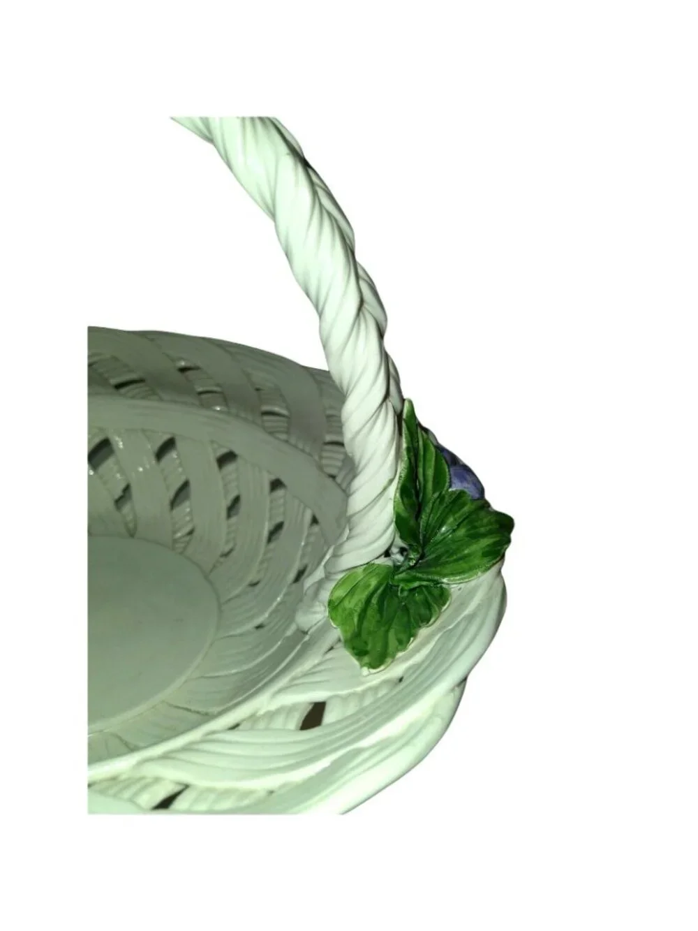 Capodimonte Italy White Porcelain Weave Fruit Basket w/Handle Strawberry Grapes